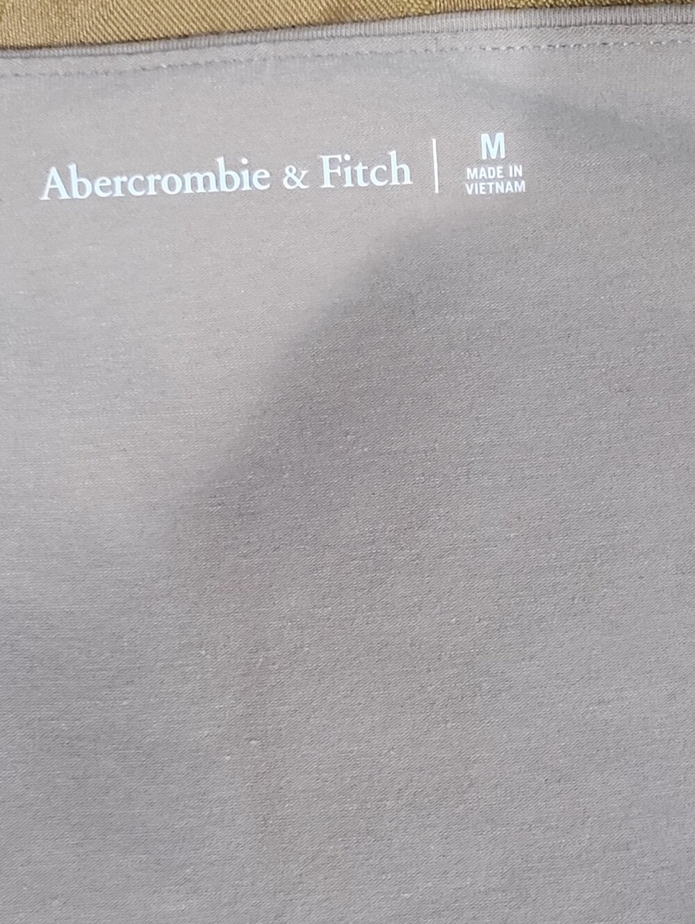 A&F Ava Soft Matte Seamless Top - Picture 6 of 8